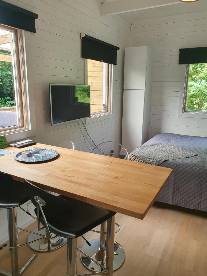 Skogsbäckens stugby AB Villa Tomelilla Exteriör bild
